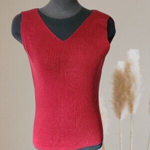 Red Sleeveless V-Neck Top